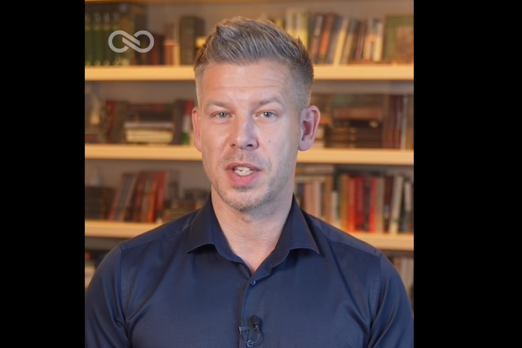 Magyar Péter szerdán Brüsszelben egyeztet az uniós források hazahozataláról