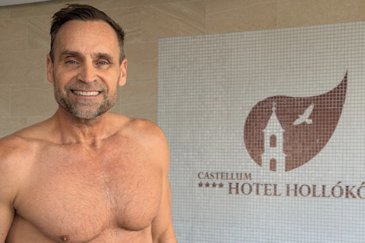 Katus Attila Hollókőn kereste a tökéletes „Aktív” helyszínt!